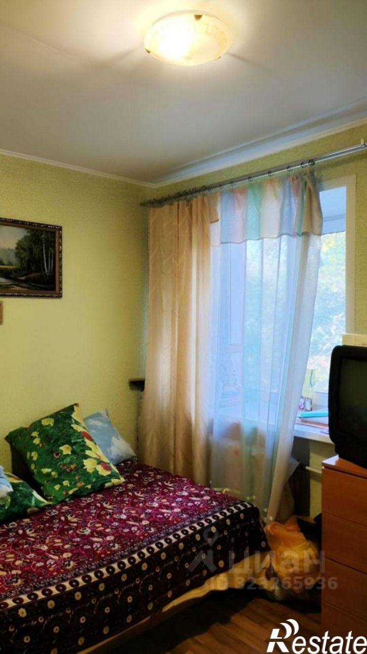 2-комн квартира улица Футболистов, 1,  д. 1