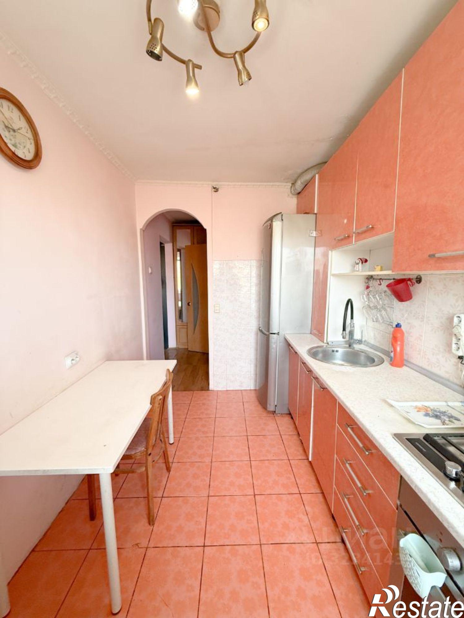 Сдать квартиру за 28 000 рублей на проспект Кирова, 395