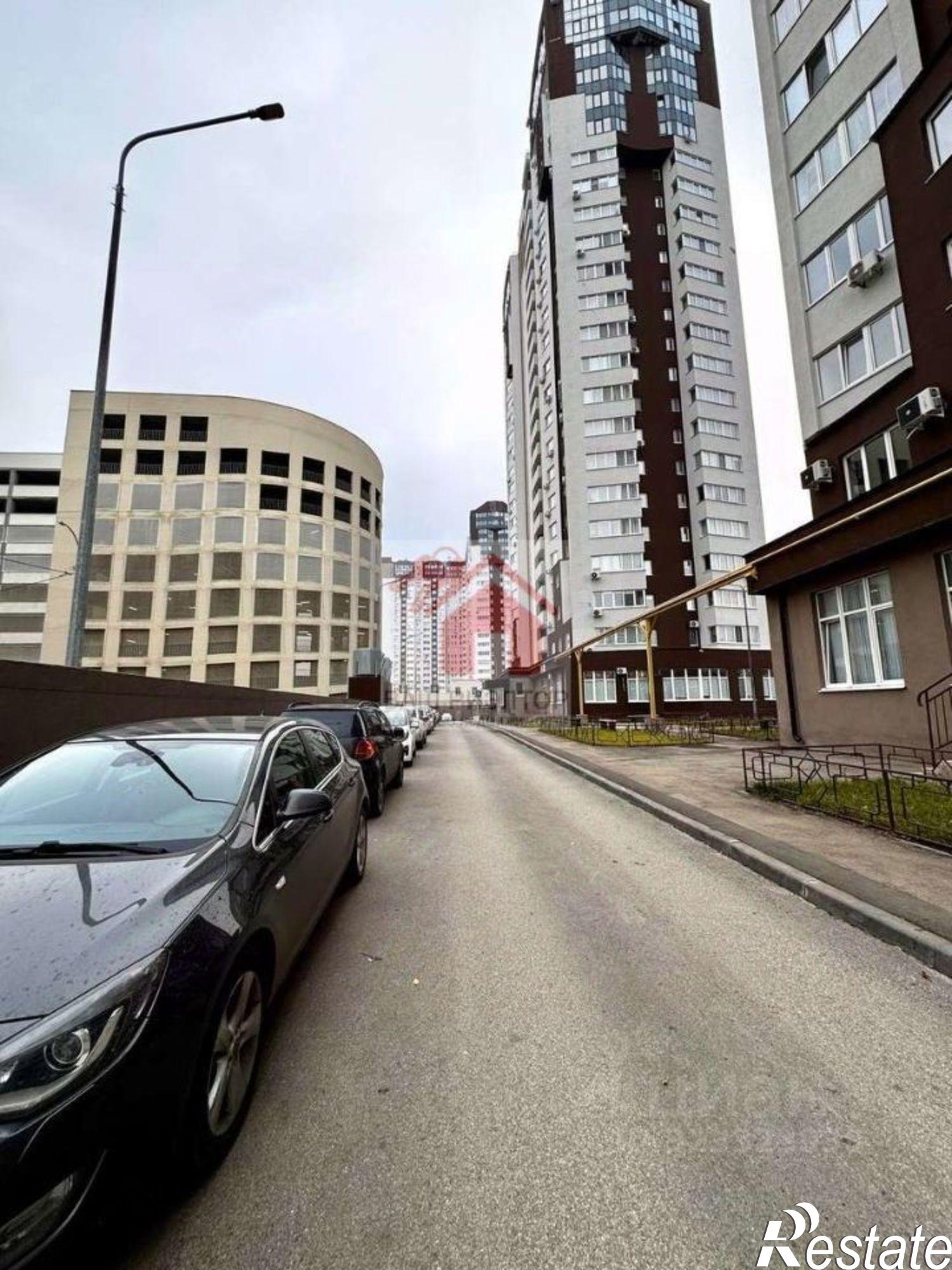 Купить квартиру за 7 200 000 рублей на пр-кт Карла Маркса, 242