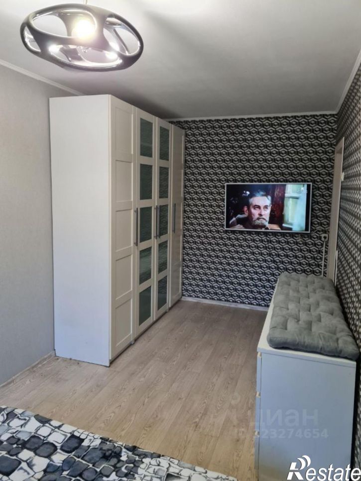 2-комн квартира Балаковская улица, 28,  д. 28