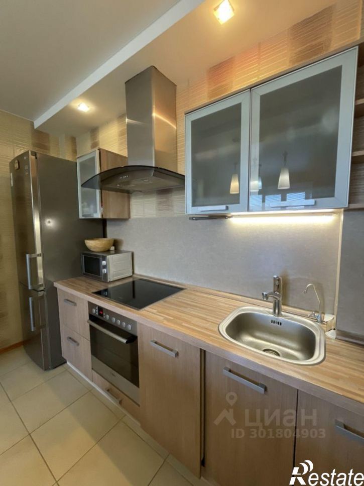 4-комн квартира улица Губанова, 20А,  д. 20А