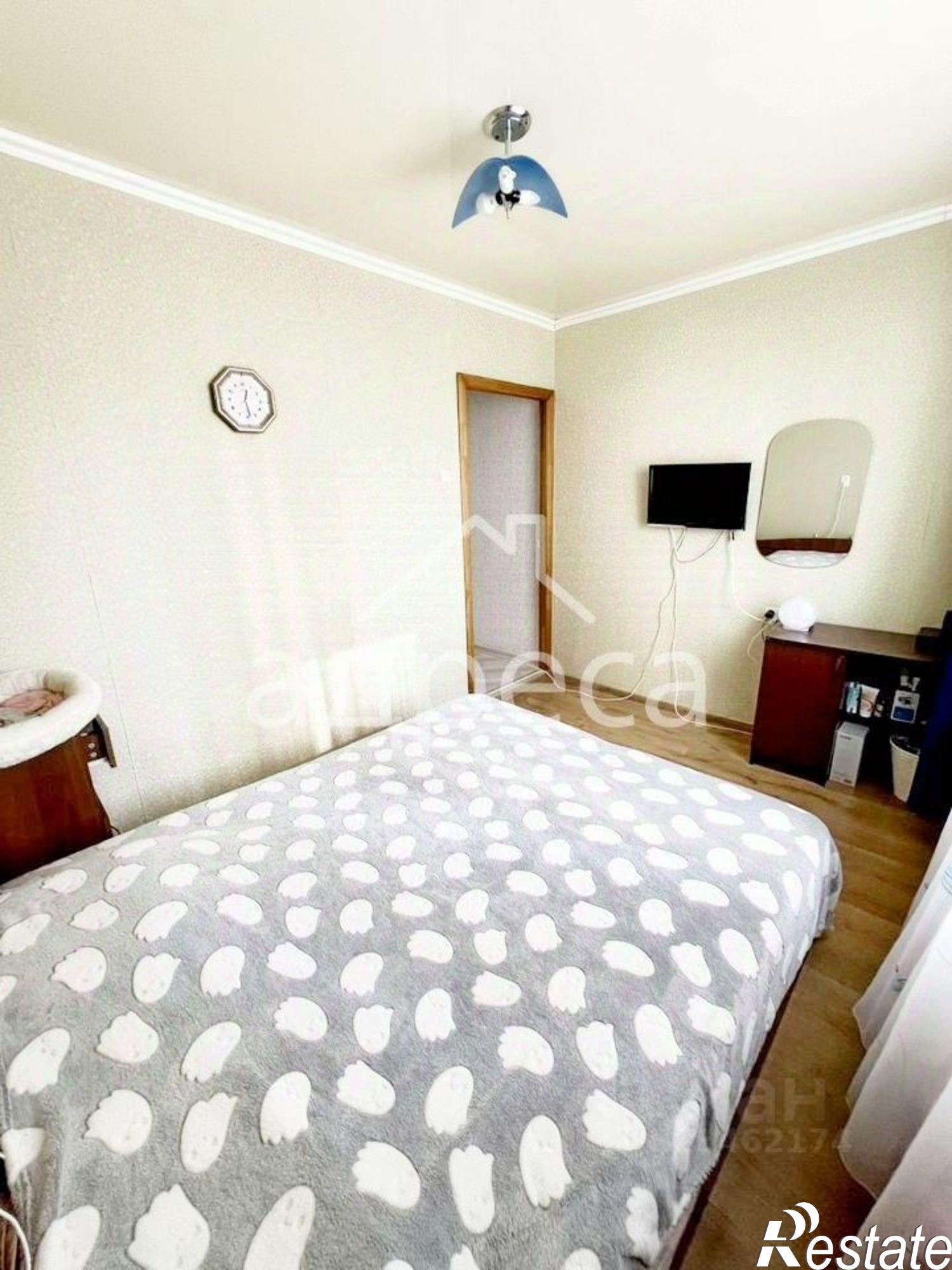 Купить квартиру за 10 000 000 рублей на улица Антонова-Овсеенко, 61