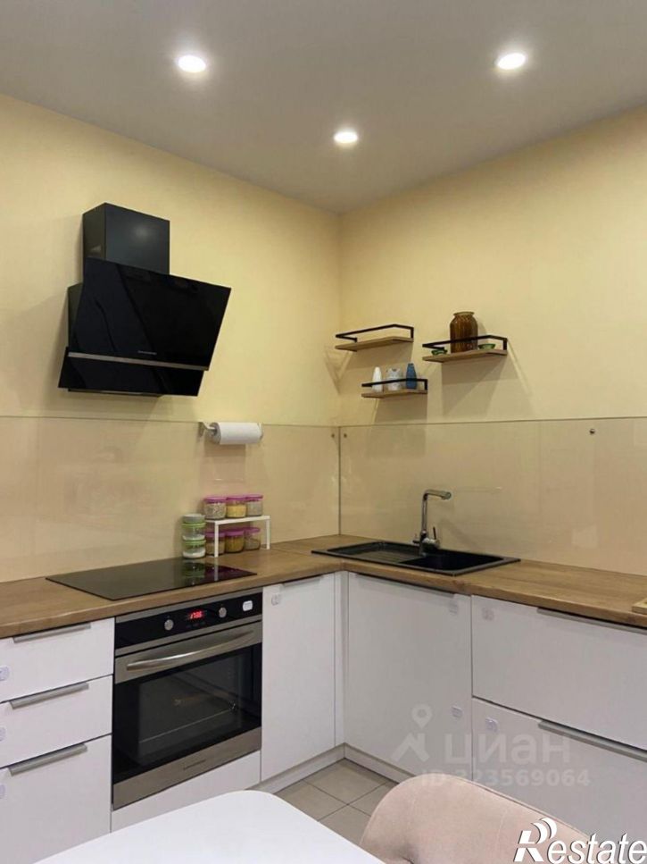 2-комн квартира просека 5-я, 131,  д. 131