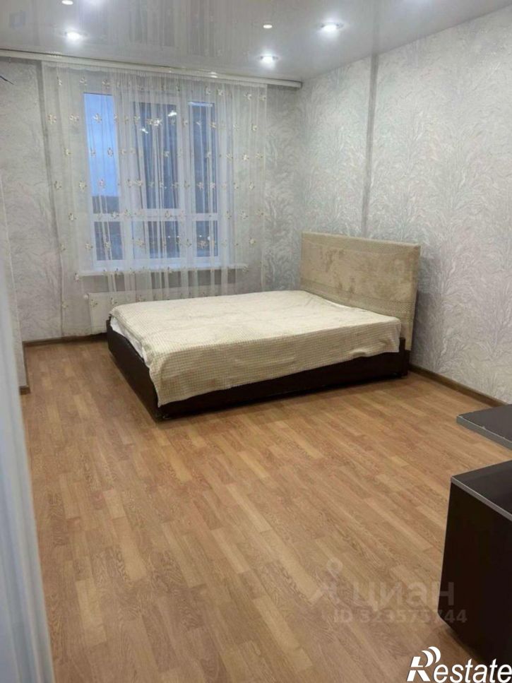 2-комн квартира улица Виталия Талабаева, 4,  д. 4