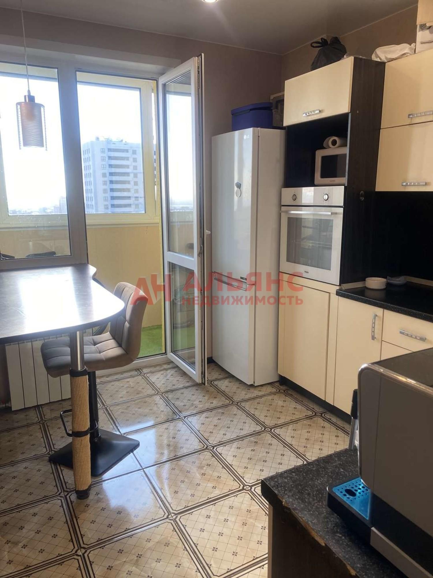 Купить квартиру за 6 700 000 рублей на Печёрская улица, 29