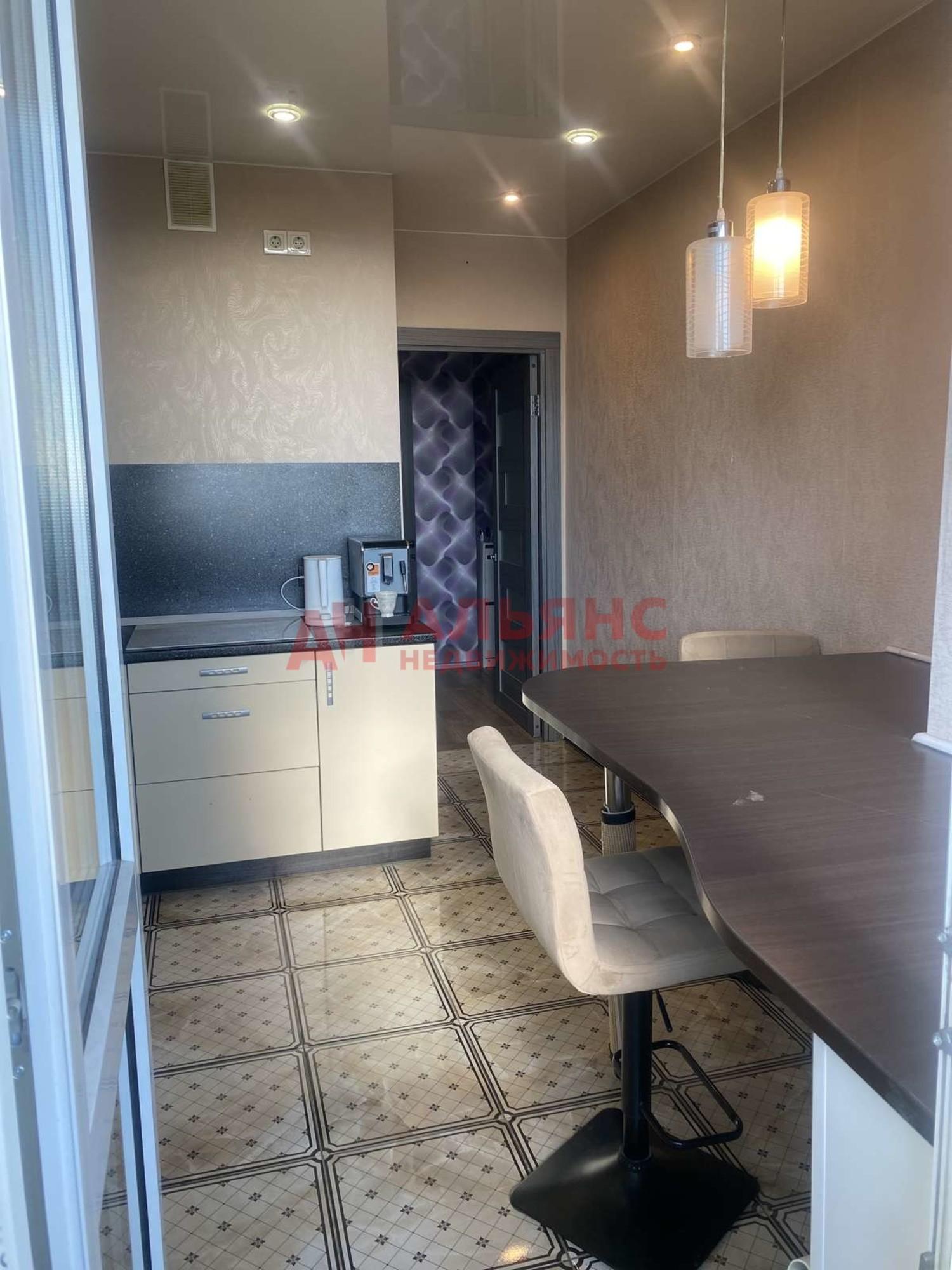 Купить квартиру за 6 700 000 рублей на Печёрская улица, 29