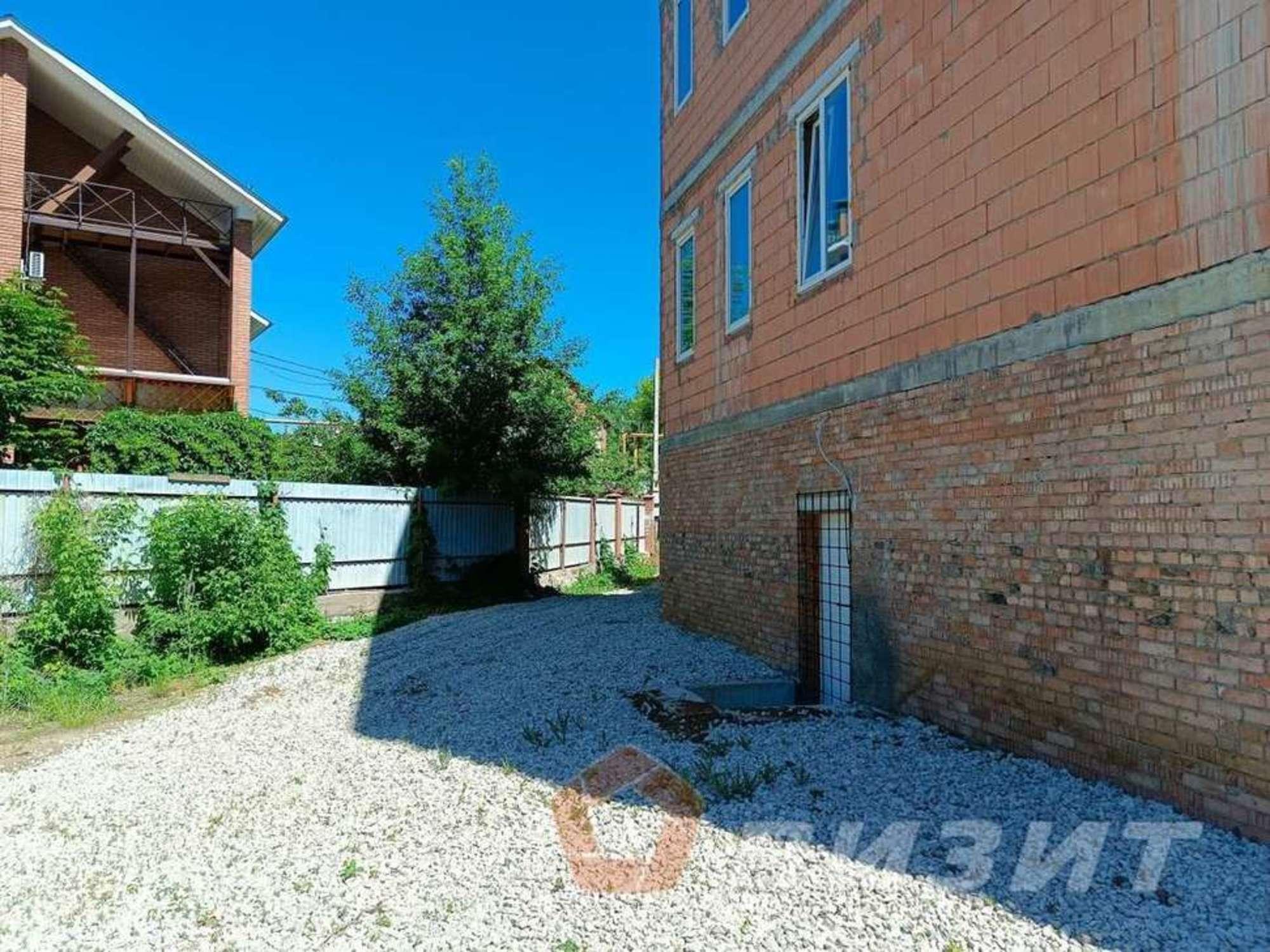 Сдать торговое помещение за 610 000 рублей на 9-я малая просека улица, 82А