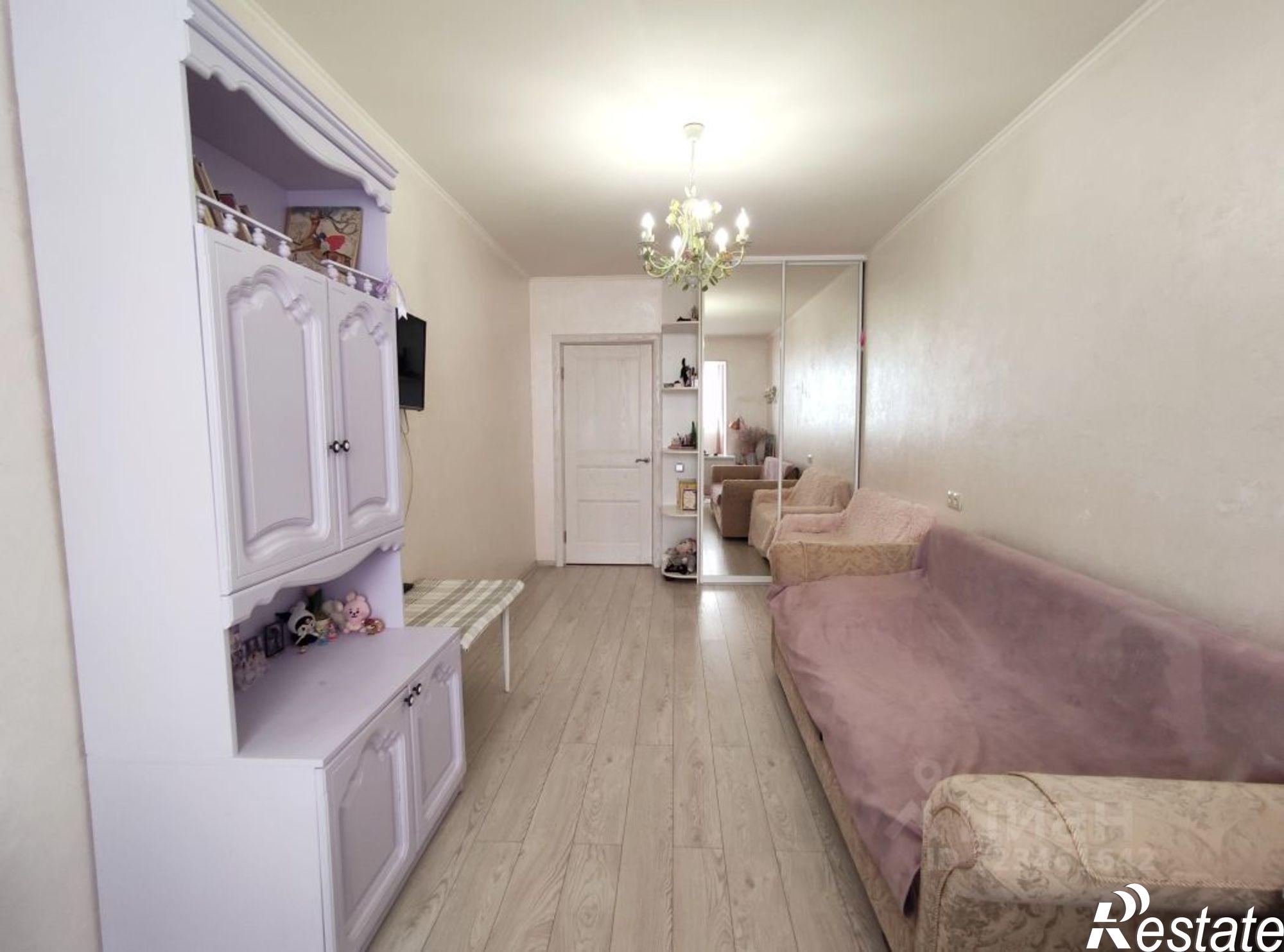 Купить квартиру за 14 700 000 рублей на Рабочая улица, 43