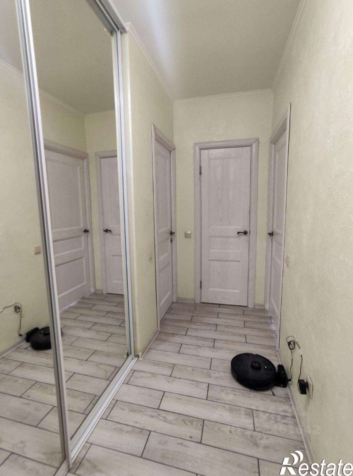 Купить квартиру за 14 700 000 рублей на Рабочая улица, 43