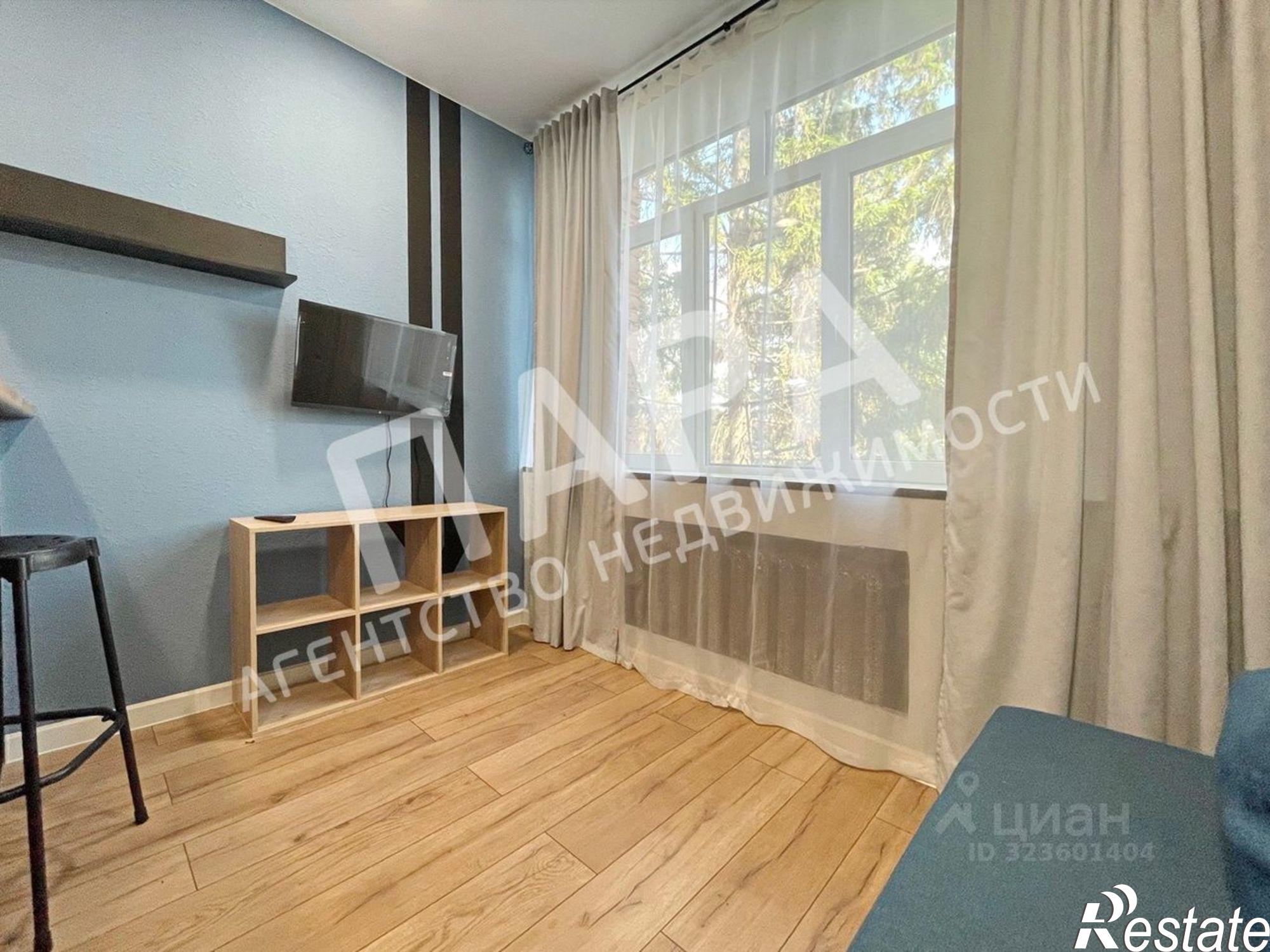 Сдать квартиру за 18 000 рублей на Заводское шоссе, 14А 3