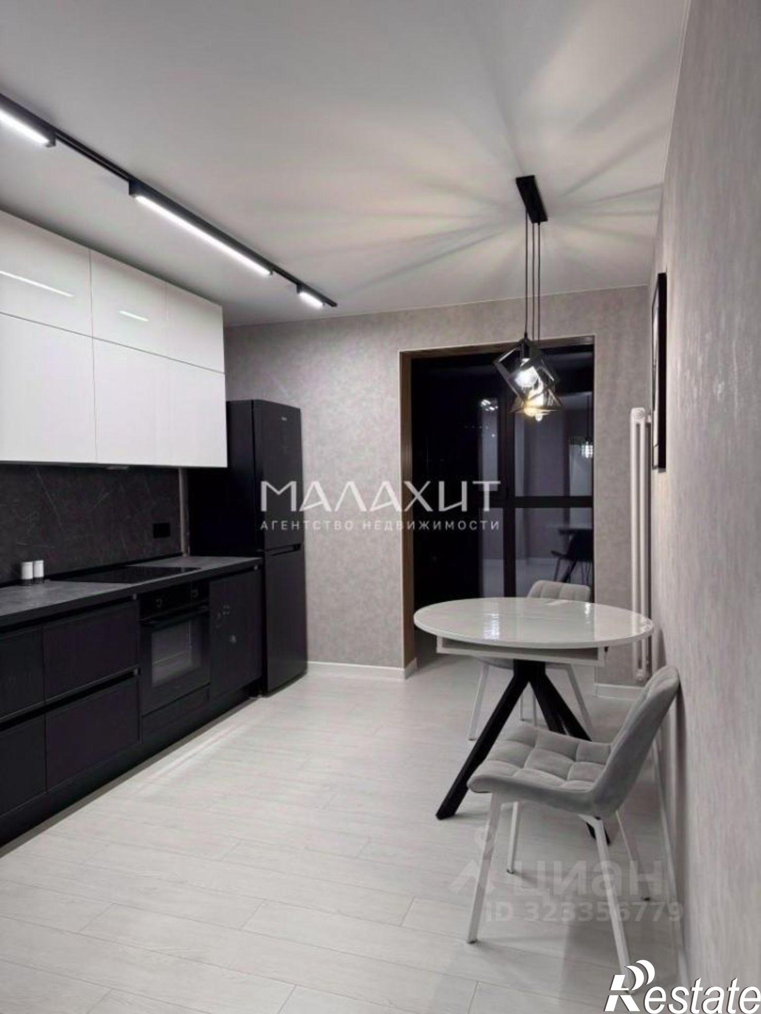 Сдать квартиру за 45 000 рублей на ул Г.С.Аксакова, 9