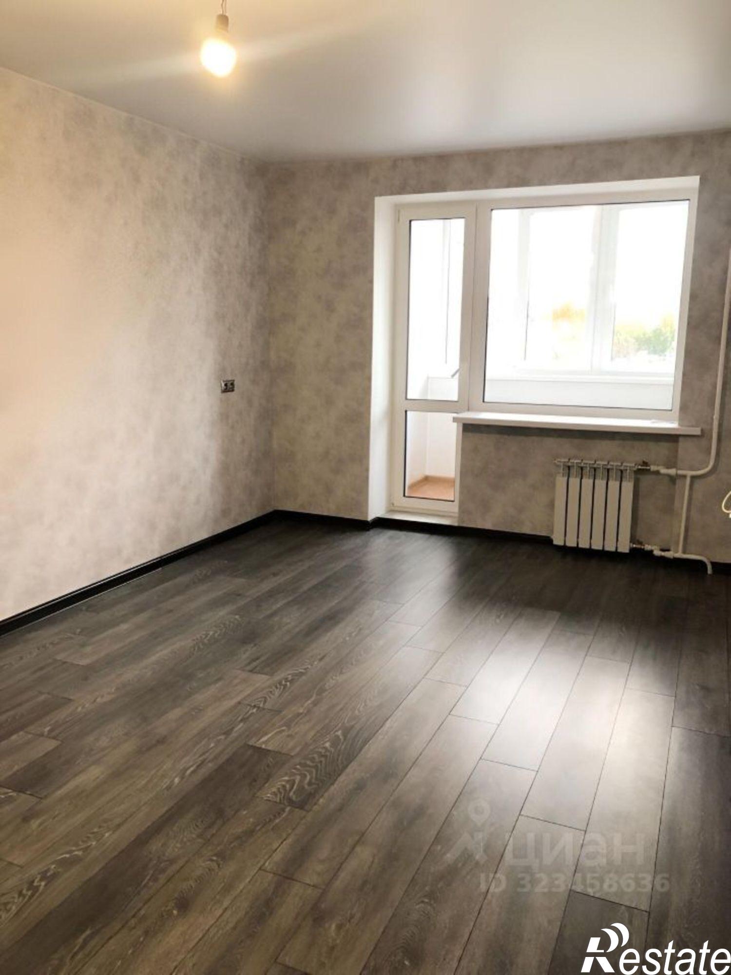 Купить квартиру за 4 480 000 рублей на пр-кт Юных Пионеров, 142