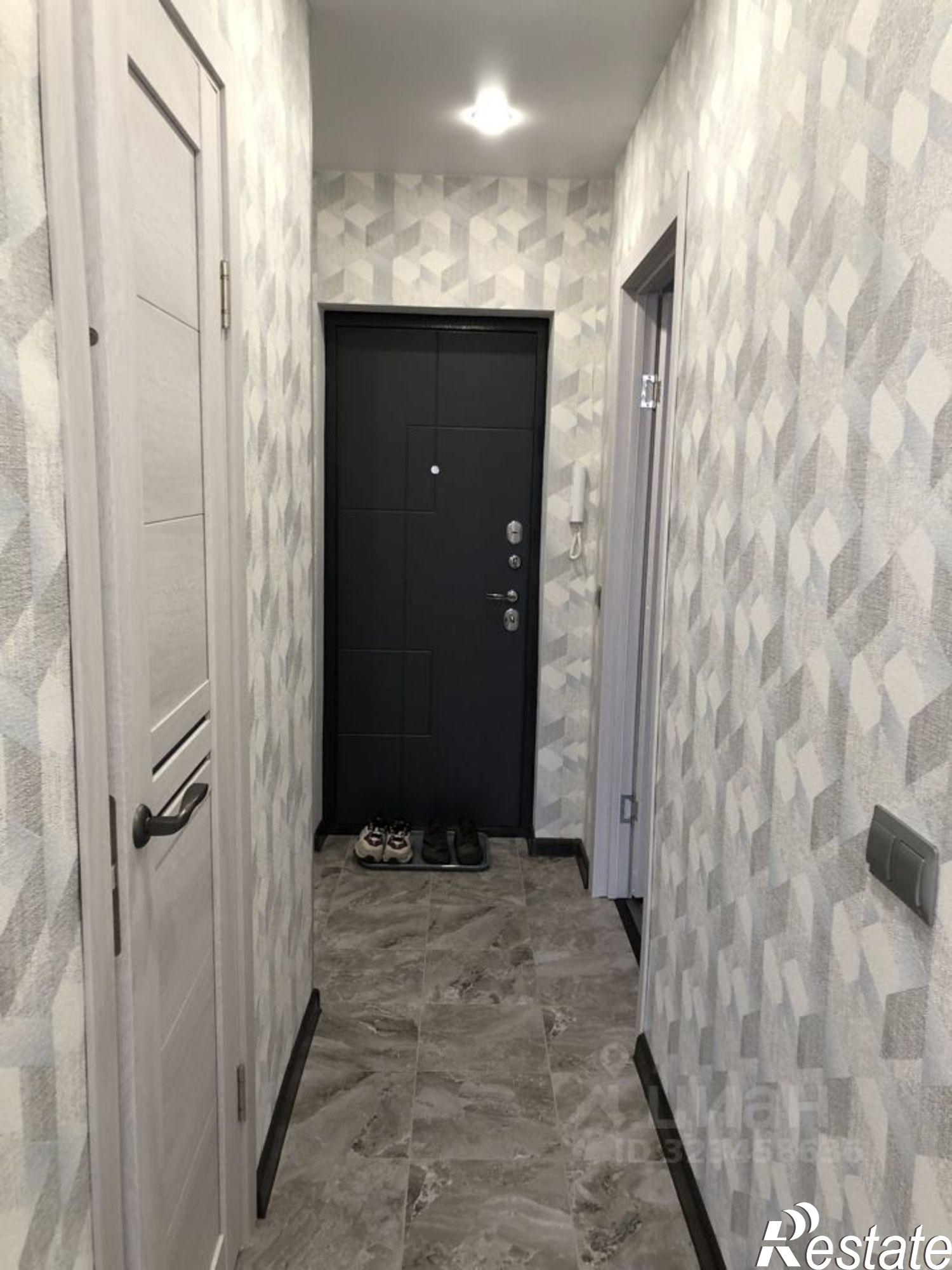 Купить квартиру за 4 480 000 рублей на пр-кт Юных Пионеров, 142