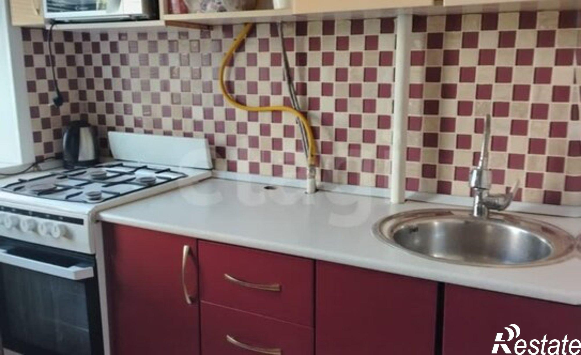 Купить квартиру за 2 700 000 рублей на Днепровский проезд, 5