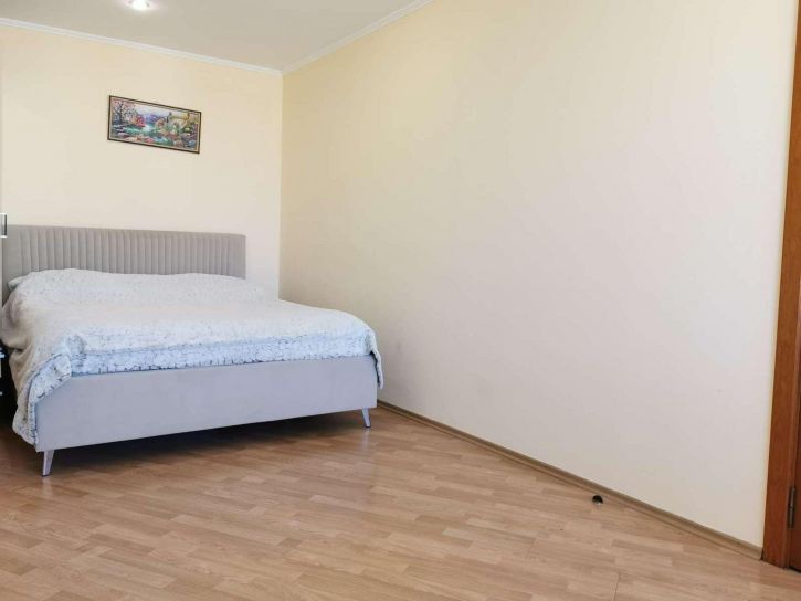 2-комн квартира Стара-Загора улица, 141