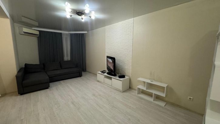 1-комн квартира 5-я просека, 110б