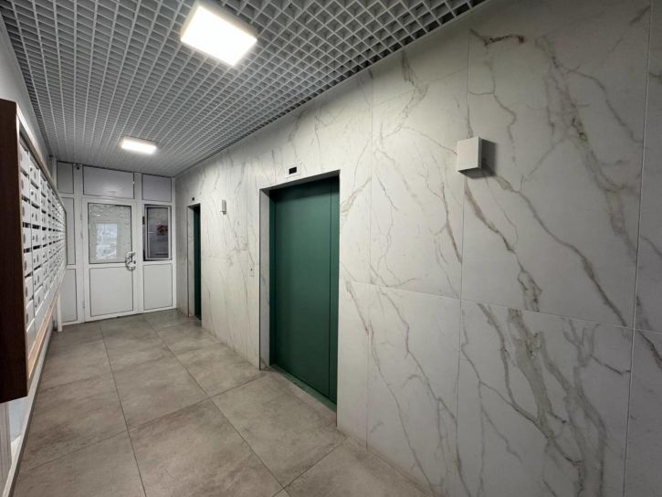 3-комн квартира Советской Армии улица, 253б