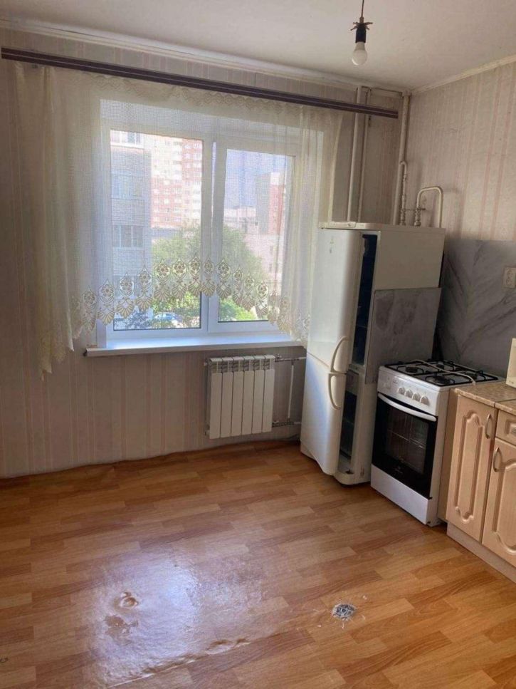 1-комн квартира Дыбенко улица, 118