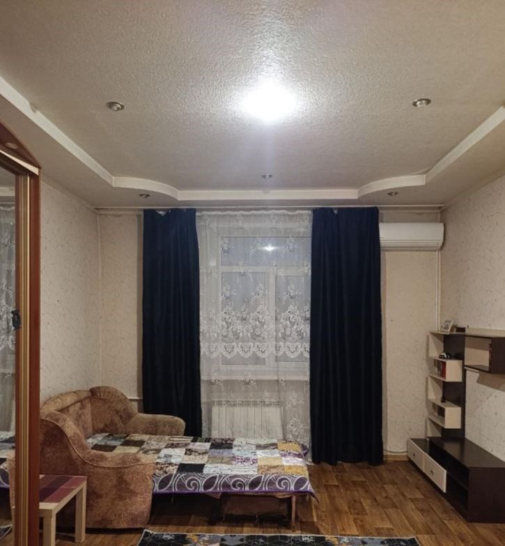 1-комн квартира Победы улица, 170