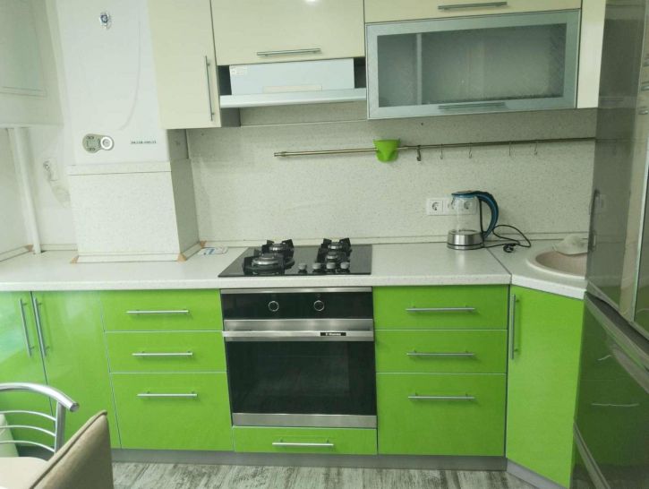 2-комн квартира Ивана Финютина бульвар, 63