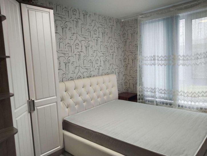 2-комн квартира Ивана Финютина бульвар, 63