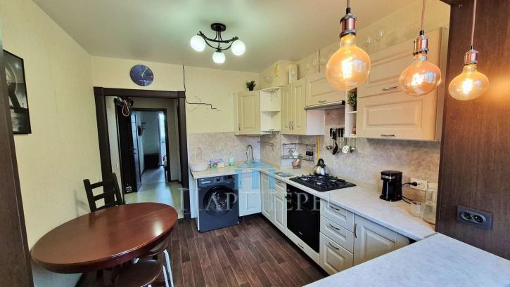 3-комн квартира Центральная улица, 13