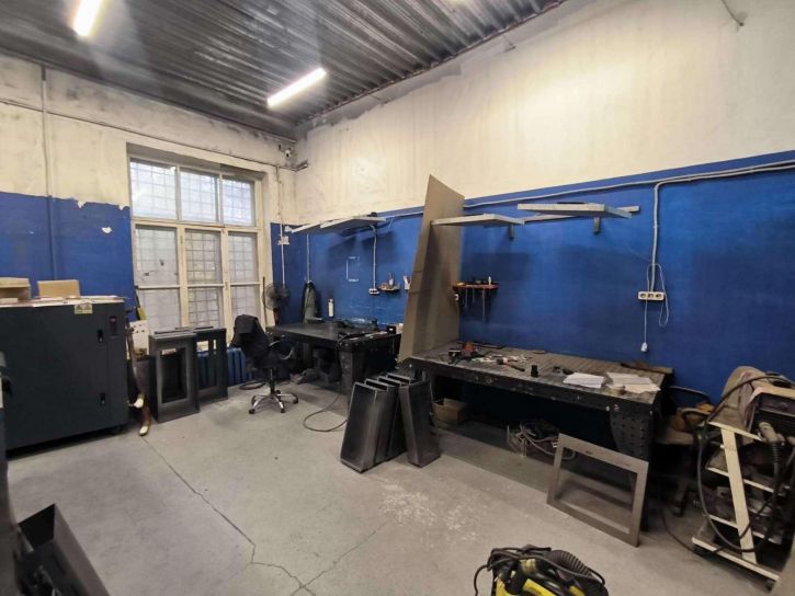 Помещение свободного назначения Кричевская улица, 4