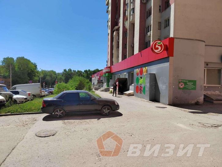 Торговое помещение Дыбенко улица, 120