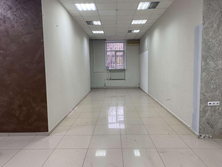 Помещение свободного назначения Советской Армии улица, 206