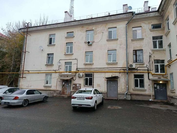 Помещение свободного назначения Советской Армии улица, 206