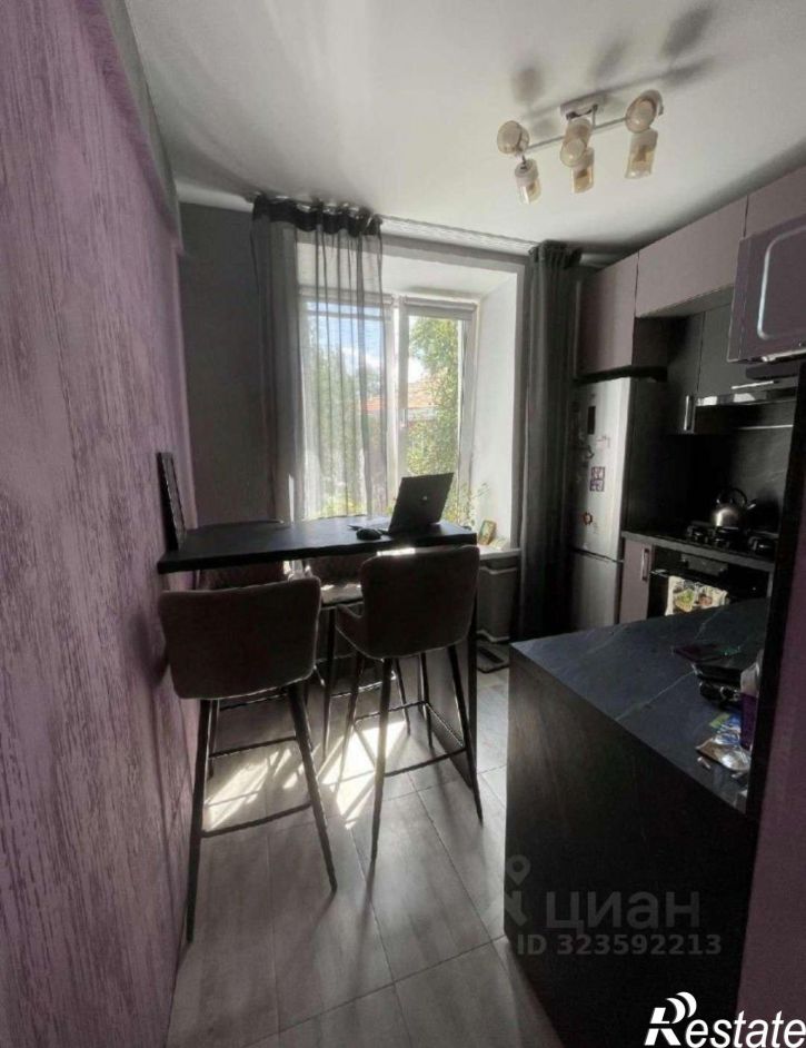 2-комн квартира 2-й кв-л, 52,  д. 52