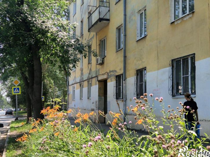 1-комн квартира улица Александра Матросова, 74,  д. 74