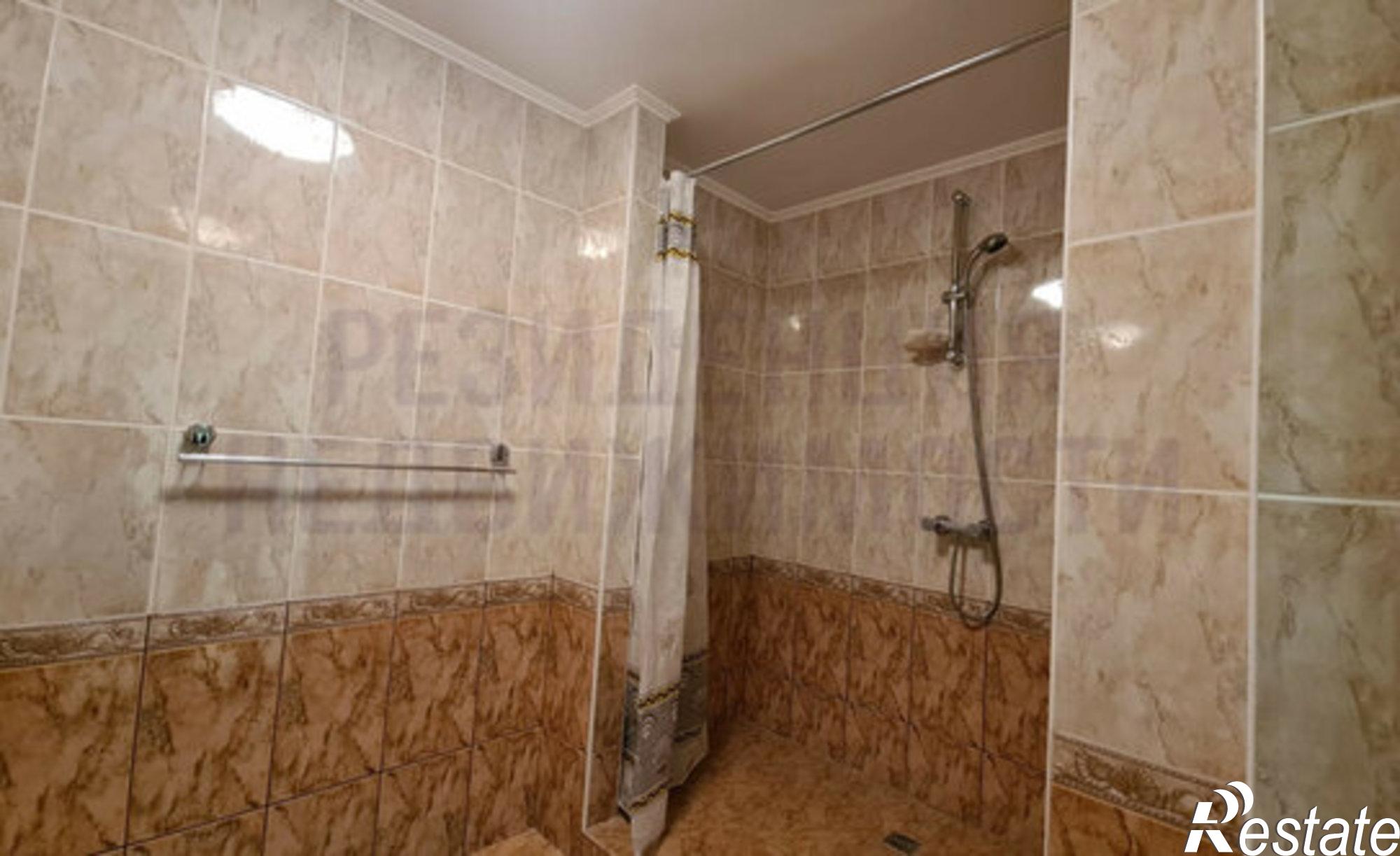 Купить квартиру за 19 000 000 рублей на Садовая улица, 156