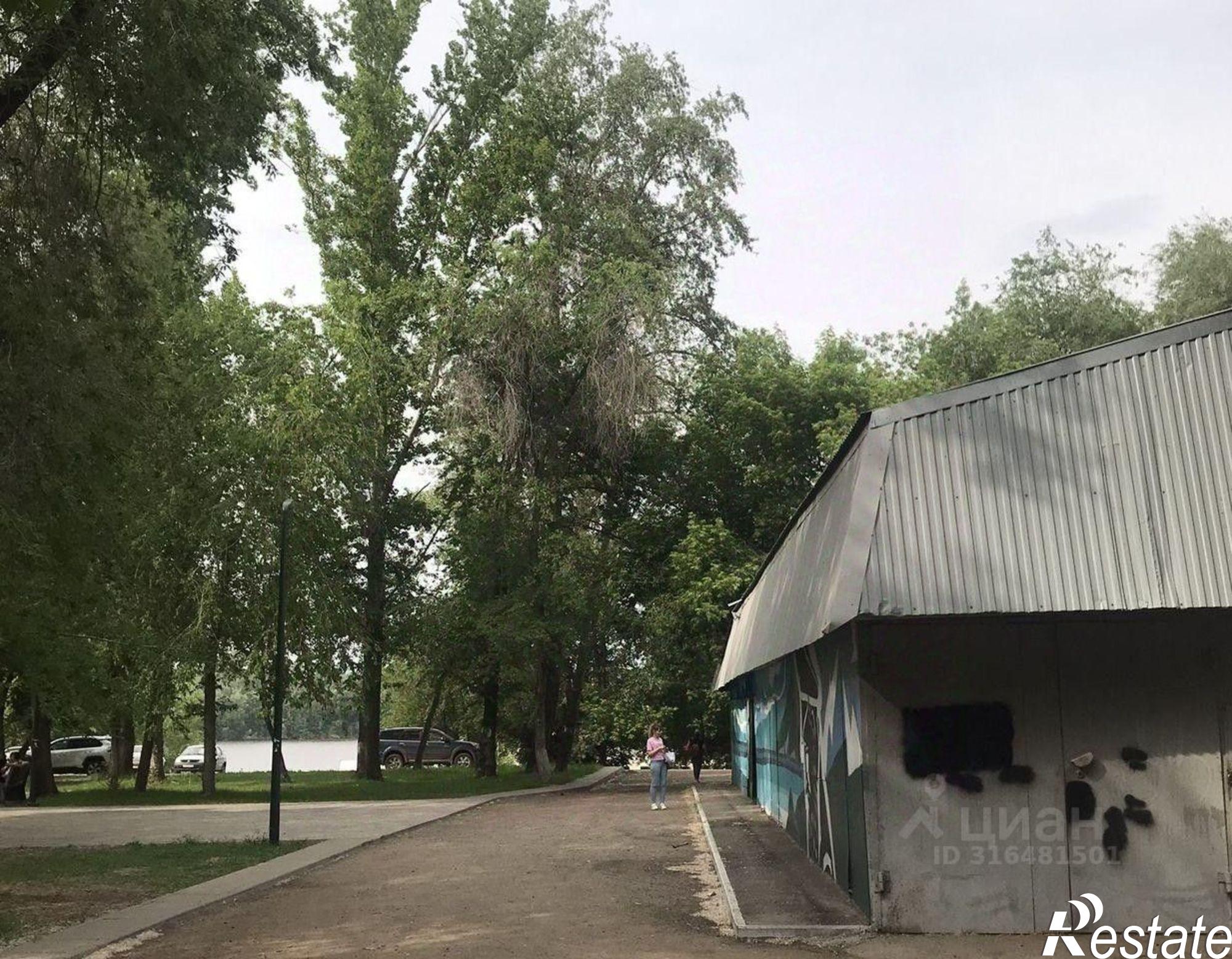 Сдать ОСЗ, отдельно стоящее здание за 250 000 рублей на Флотская улица, 8