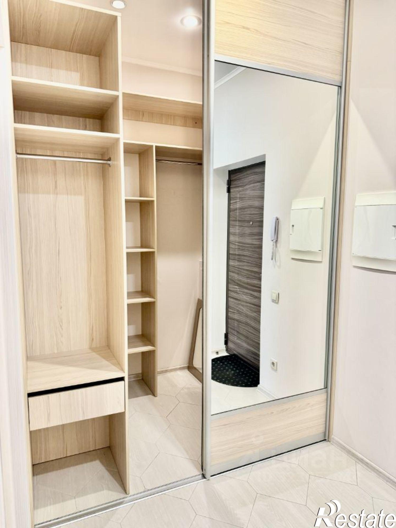 Сдать квартиру за 50 000 рублей на улица Степана Разина, 150