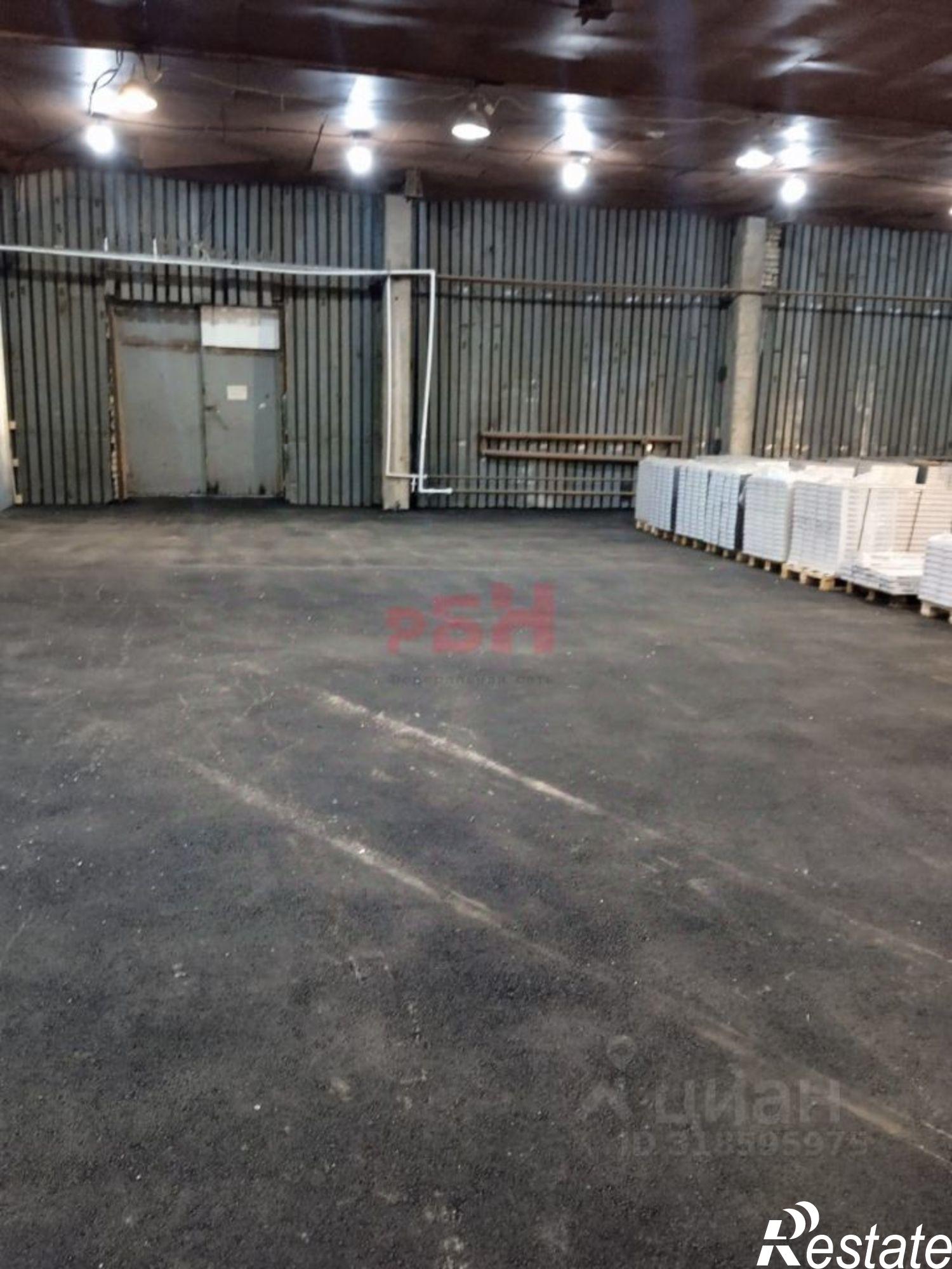 Сдать складское помещение за 190 400 рублей на ул Товарная, 16