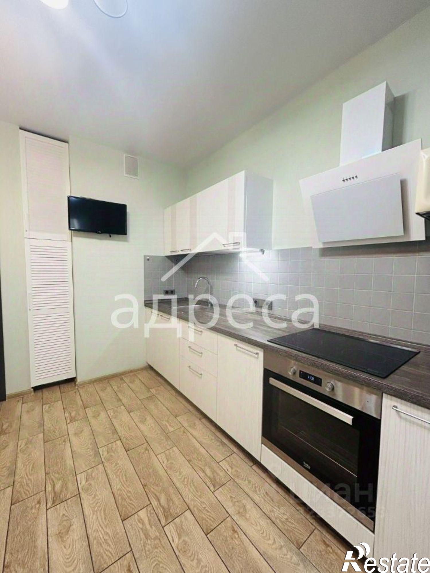 Купить квартиру за 7 350 000 рублей на Молодёжная улица, 12