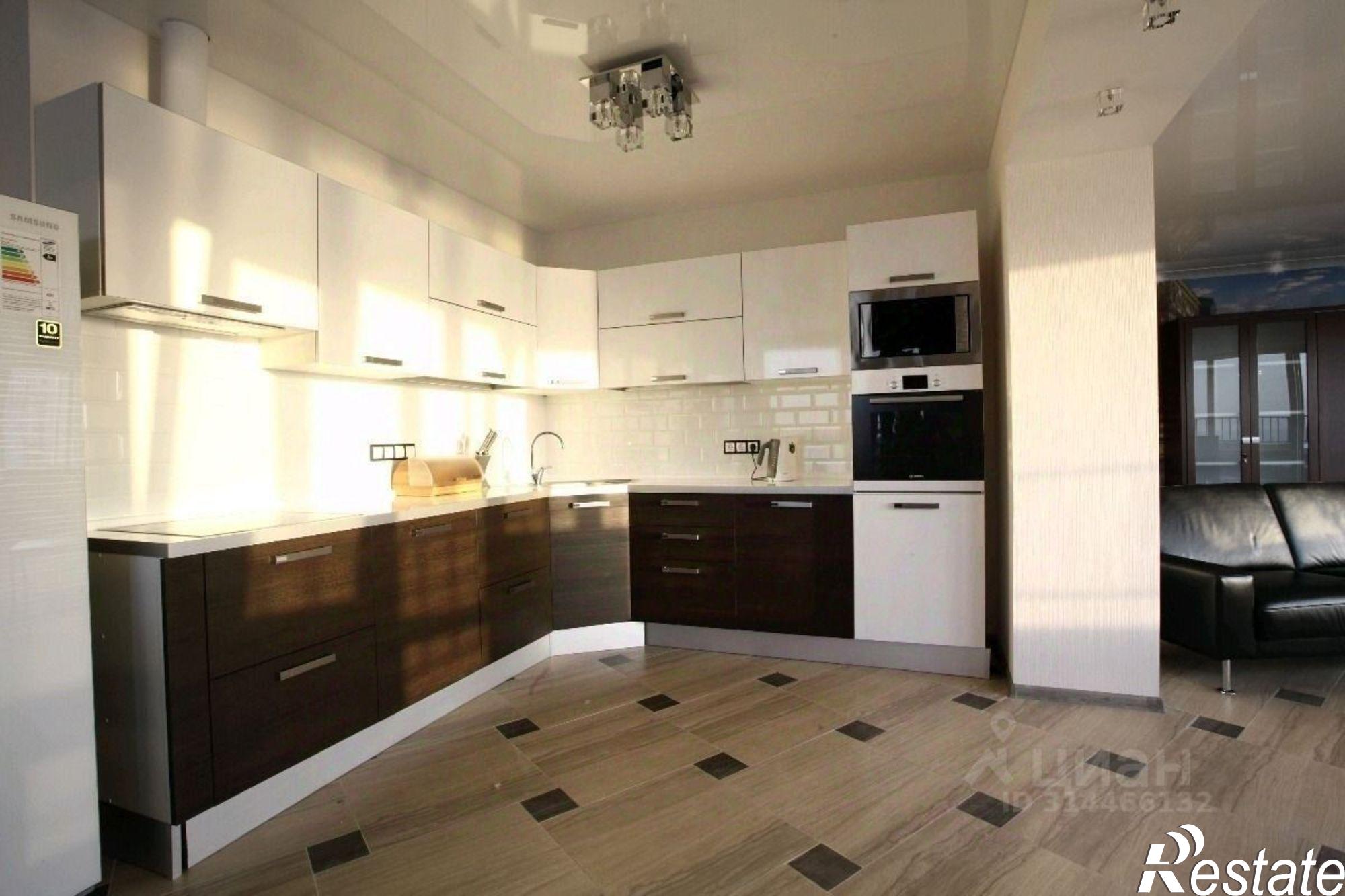 Сдать квартиру за 250 000 рублей на ул Молодогвардейская, 139