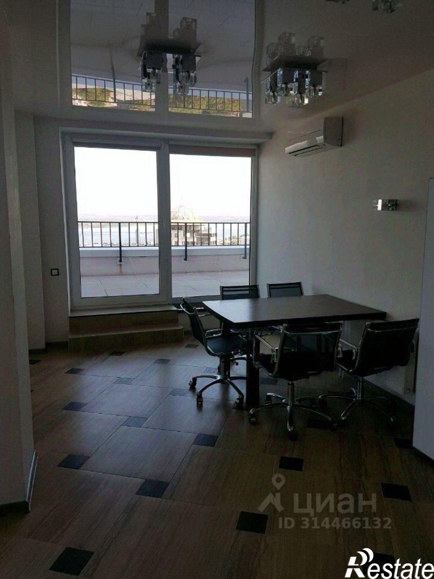 Сдать квартиру за 250 000 рублей на ул Молодогвардейская, 139