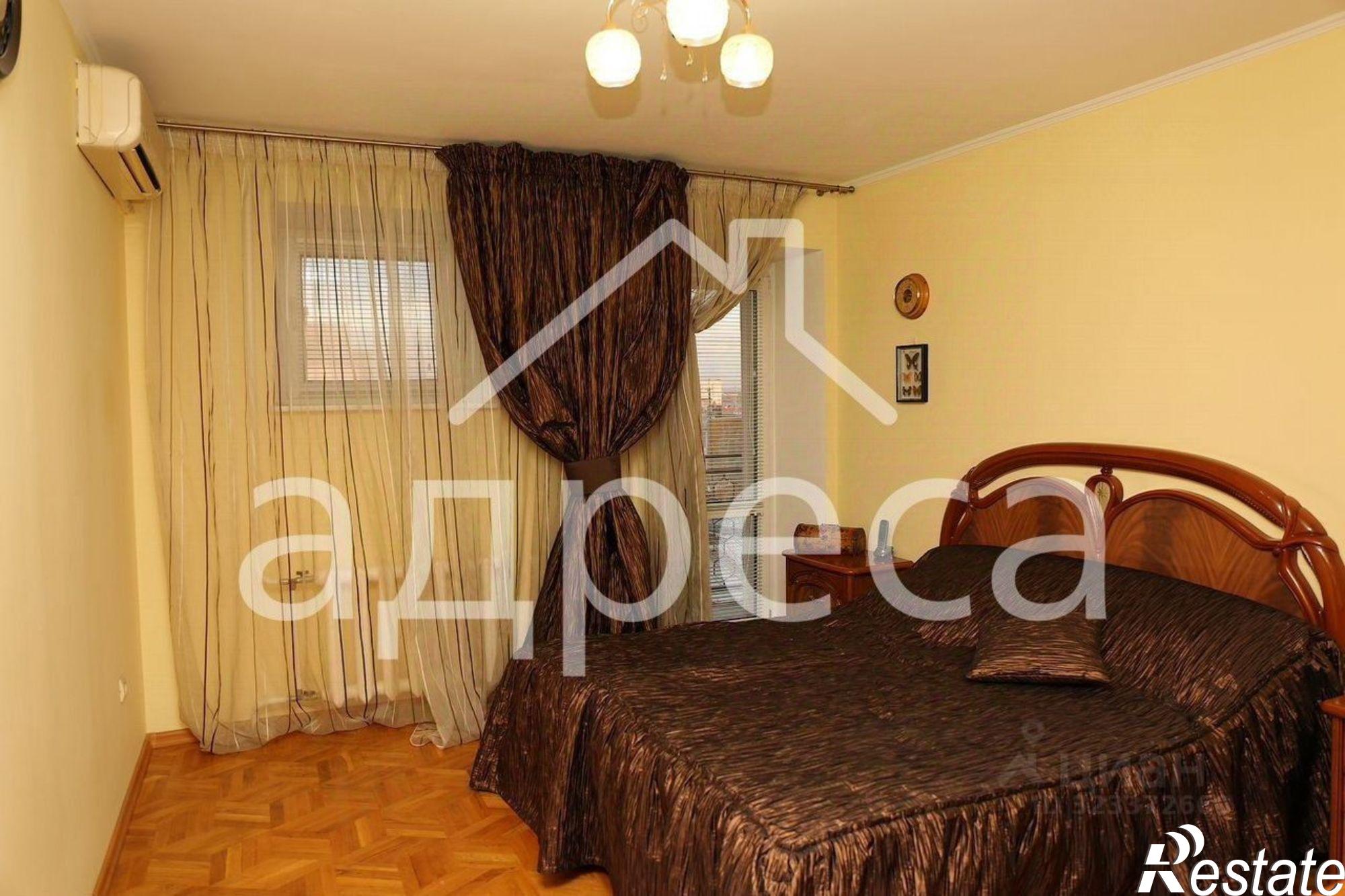 Купить квартиру за 18 000 000 рублей на ул Самарская, 70