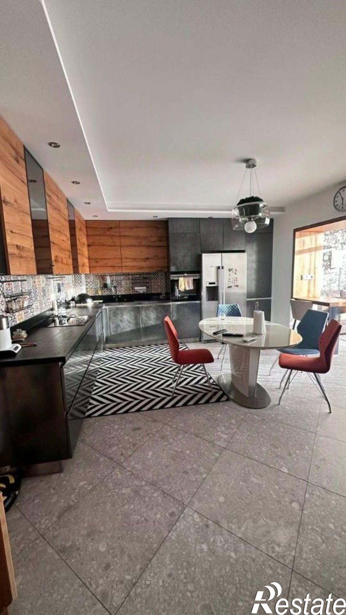 Купить квартиру за 19 900 000 рублей на ул Советской Армии, 253б