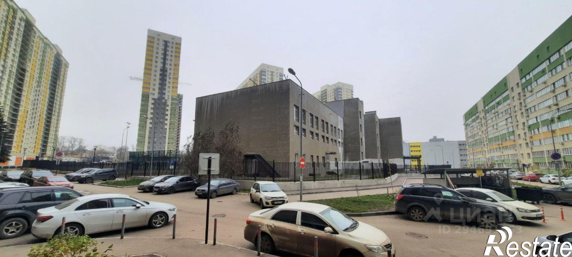 Купить квартиру за 7 238 000 рублей на ул Революционная, 101Б