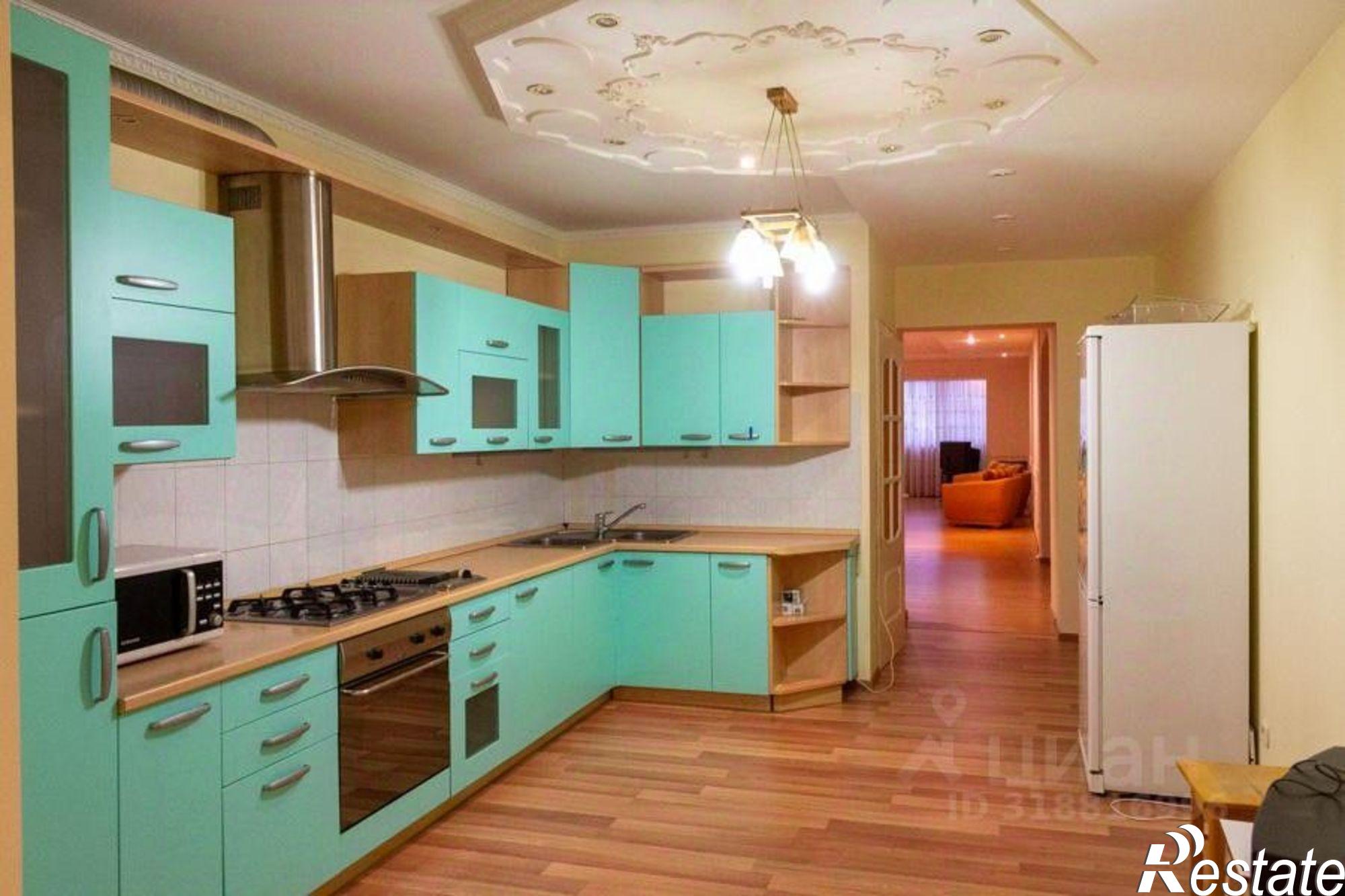 Купить квартиру за 17 000 000 рублей на Арцыбушевская улица, 40