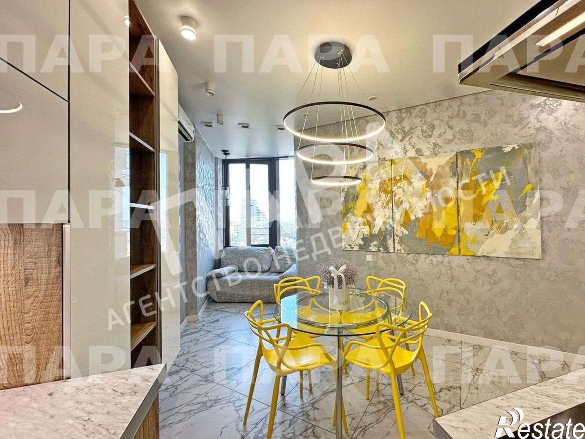 Купить квартиру за 28 000 000 рублей на Садовая улица, 176