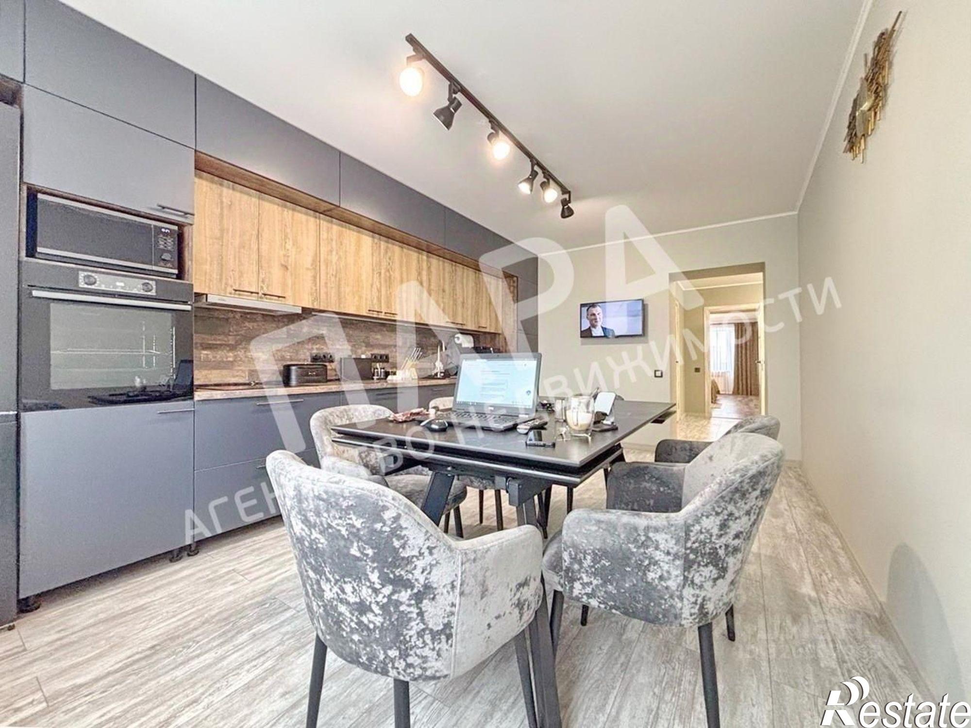 Купить квартиру за 16 500 000 рублей на ул Солнечная, 53