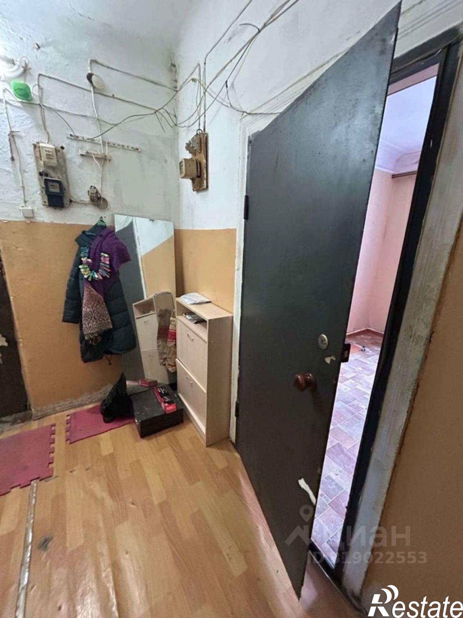 Купить комнату за 1 050 000 рублей на 2-й кв-л, 34