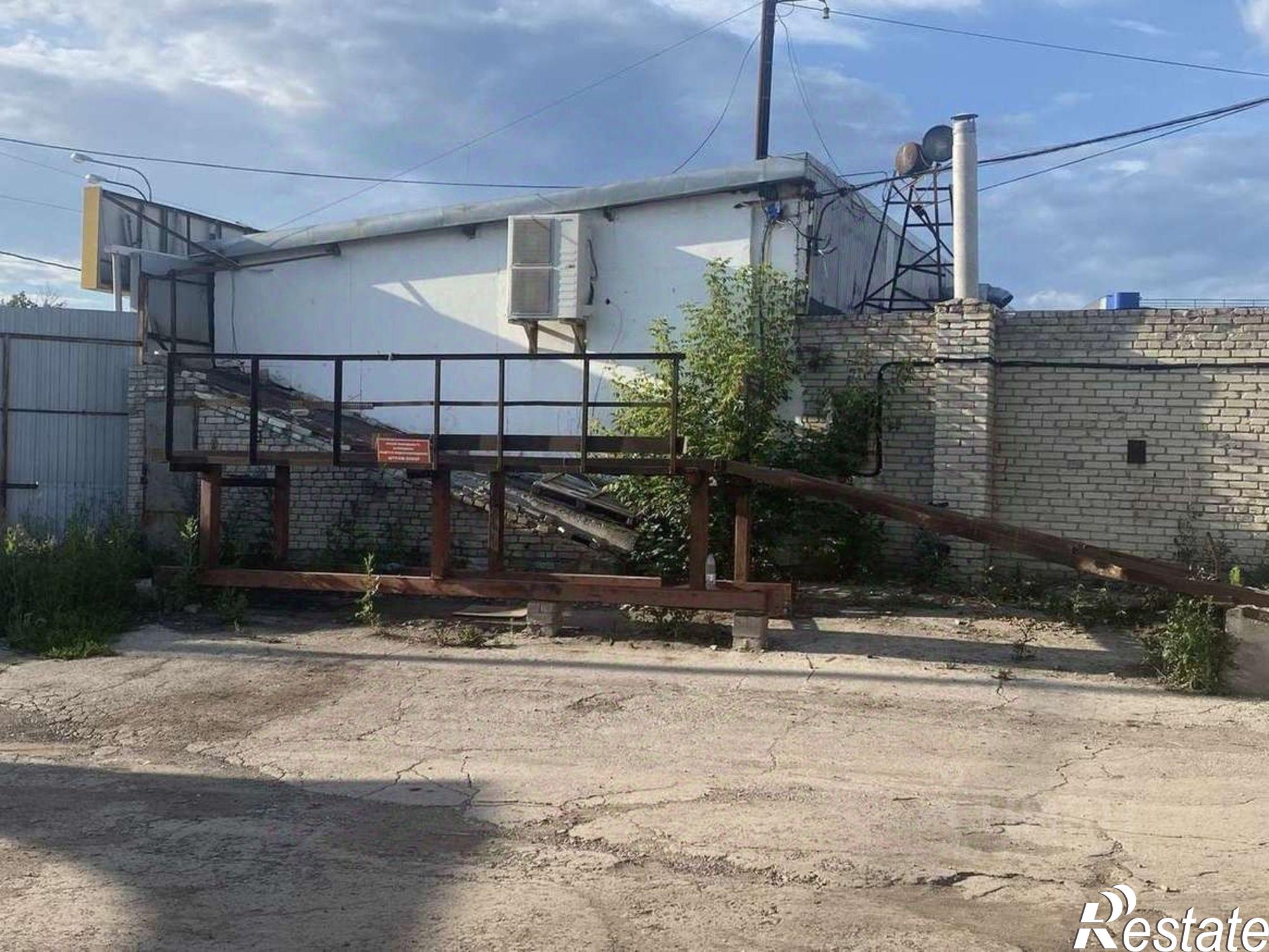 Купить гараж, место в паркинге за 700 002 рублей на ул Демократическая, 61