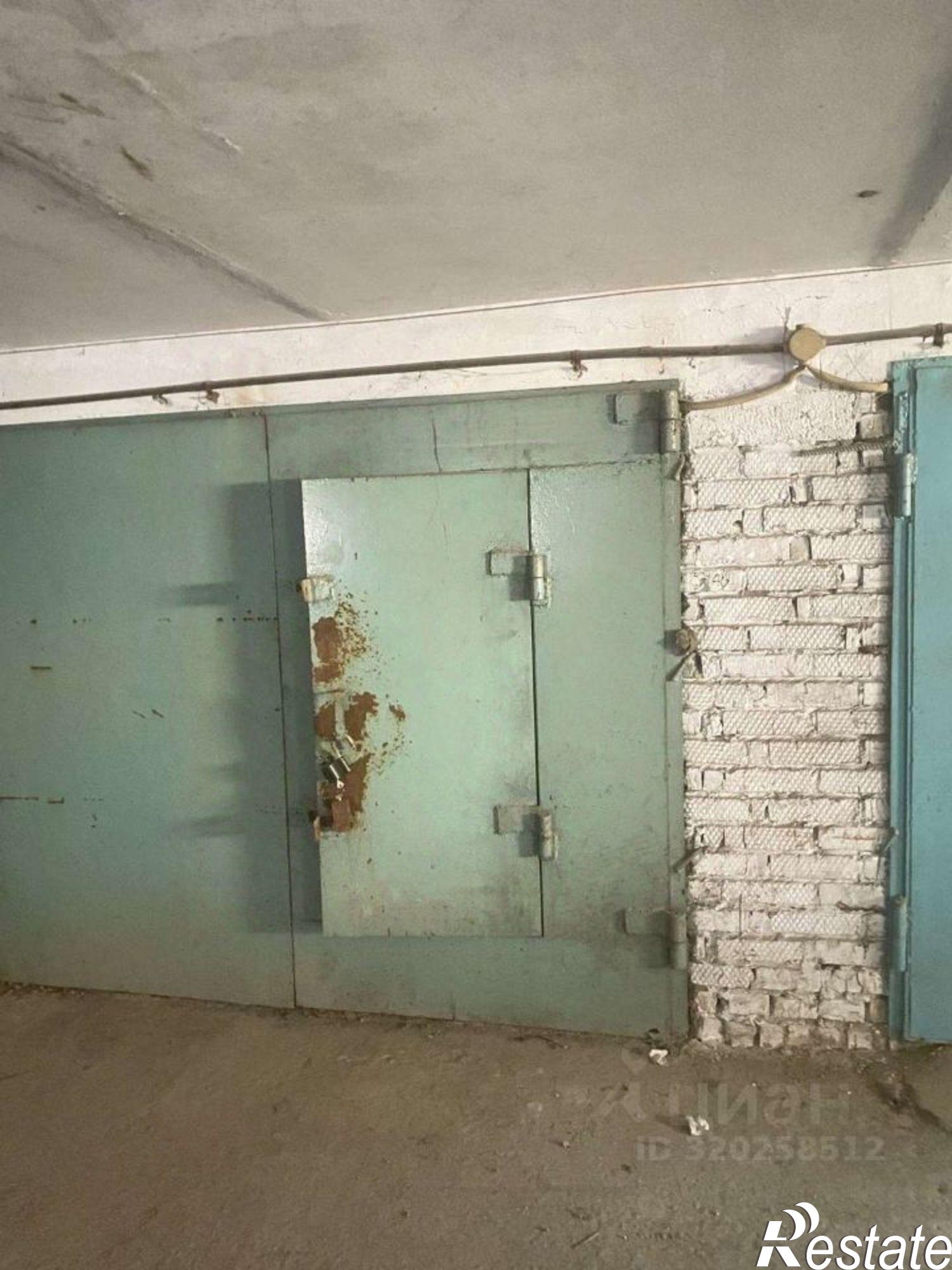 Купить гараж, место в паркинге за 700 002 рублей на ул Демократическая, 61