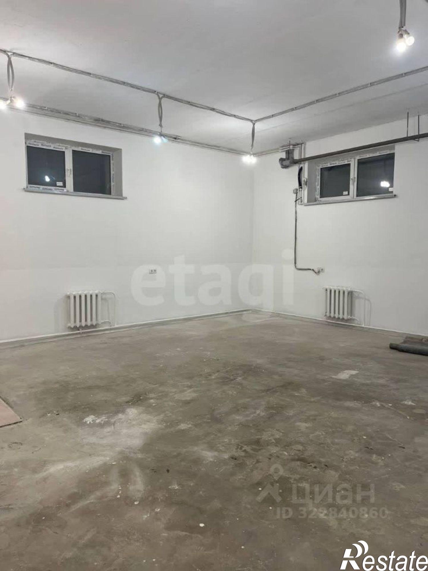 Купить офис, помещение под офис за 14 000 100 рублей на ул Маяковского, 95