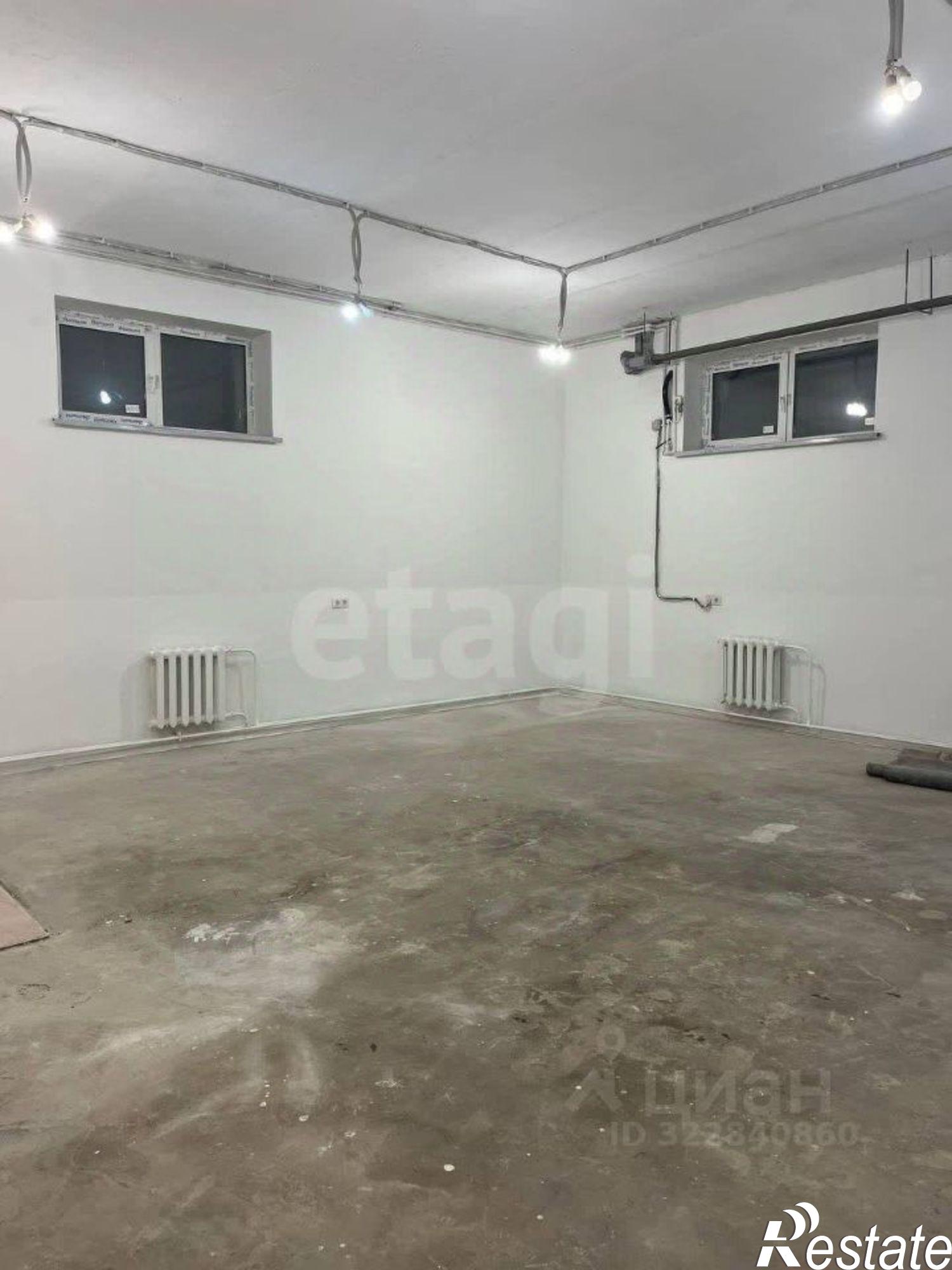 Купить офис, помещение под офис за 14 000 100 рублей на ул Маяковского, 95